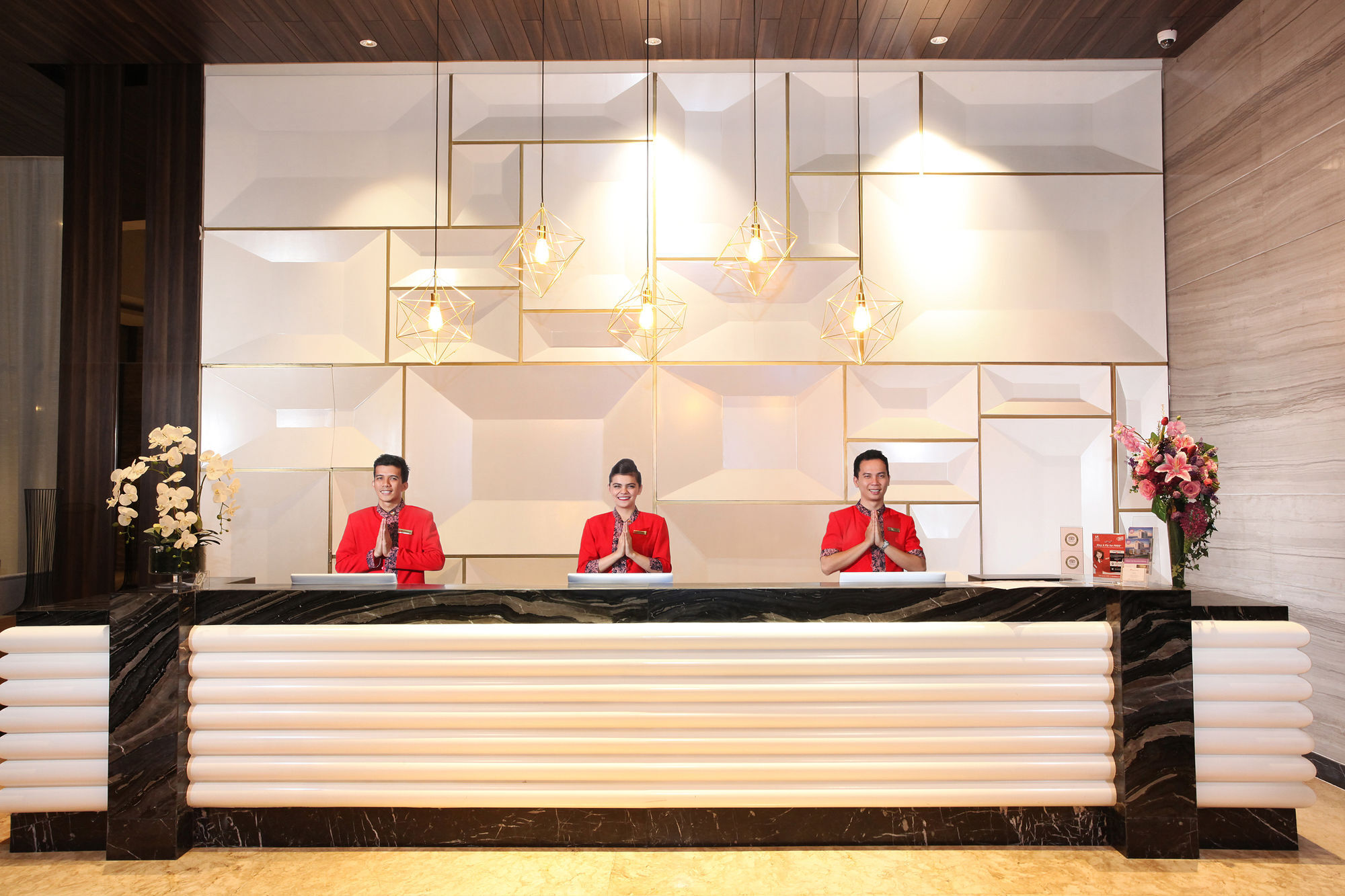 Swiss-Belinn Караванг Экстерьер фото
